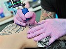 V�ce ne� dv� stovky tat�r� z �eska i zahrani�� na Tattoo Grand Prix v Brn�...