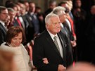 Udílení státních vyznamenání - prezident Václav Klaus s manelkou Livií (28....