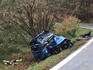 Na silnici mezi obcemi �el�zy a Tupadly na M�lnicku se srazilo osobn� auto s...