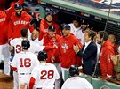 Radost baseballist Boston Red Sox bhem duelu s Los Angeles Dodgers