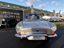 Renault 8 pipomnl slavnou historii francouzsk znaky na vstav Designblok...