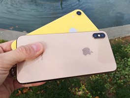 Apple iPhone XR a XS Max