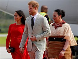 Vévodkyn Meghan a princ Harry po píletu na Tongu, kde je pivítala tonská...