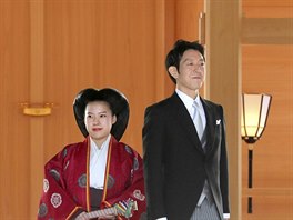 Japonská princezna Ayako coby nevsta a enich Kei Moriya ve svatyni Meiji...