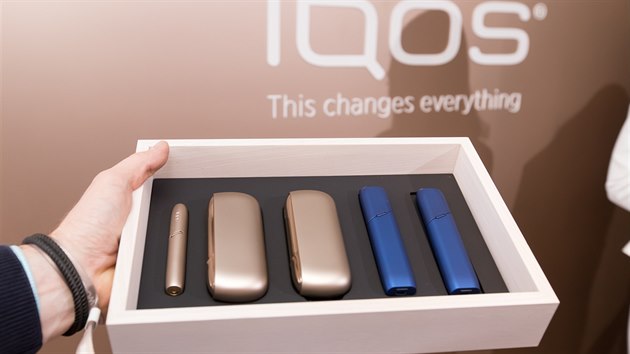 Americká společnost Philip Morris představila novou generaci zahřívaných cigaret bez kouře iQOS 3.