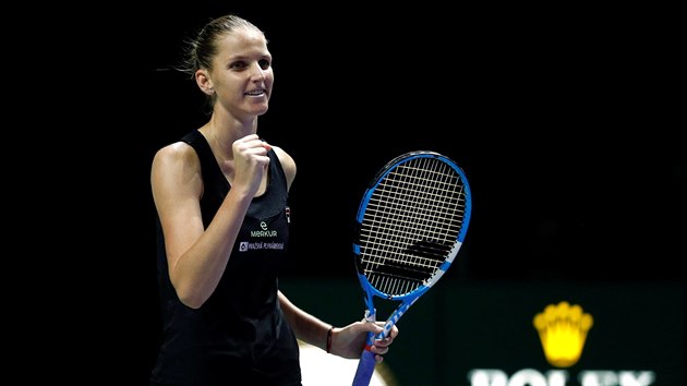 VHRA. esk tenistka Karolna Plkov se raduje z vtzstv nad Petrou Kvitovou.