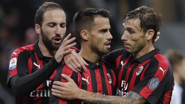 Radost fotbalistů AC Milán v zápase italské ligy proti Sampdorii
