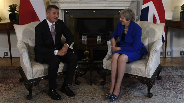 Premir Andrej Babi se 24. jna 2018 v Londn setkal s britskou premirkou Theresou Mayovou.
