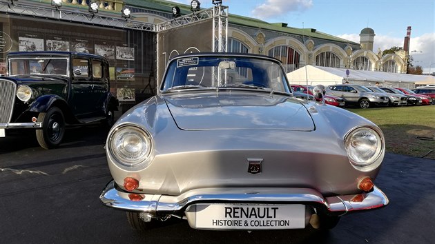 Renault 8 pipomnl slavnou historii francouzsk znaky na vstav Designblok 2018.