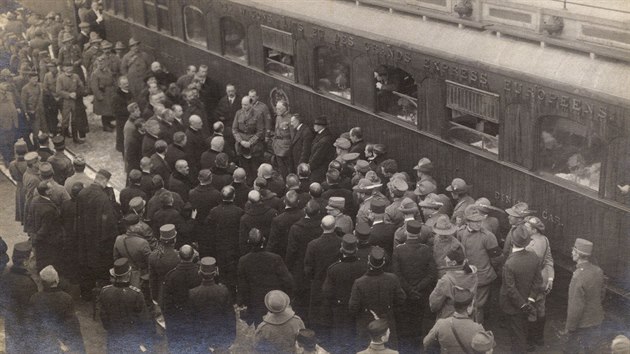 Pjezd Tome Garrigue Masaryka do Prahy v roce 1918