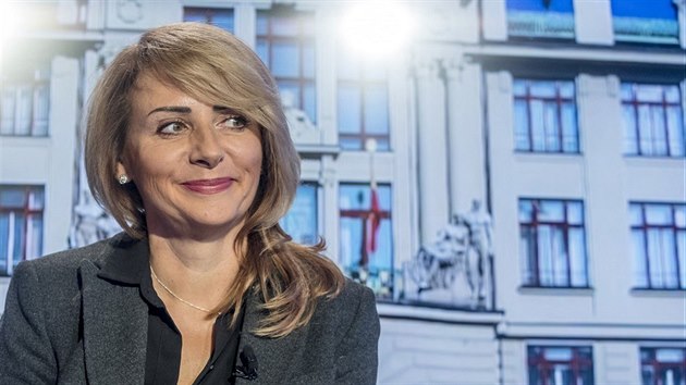 Končící pražská primátorka Adriana Krnáčová v diskusním pořadu iDNES.cz Rozstřel. (23. října 2018)
