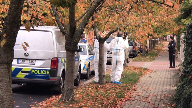 V dom v praskch Klnovicch policist nalezli mrtv manelsk pr (23.10.2018)