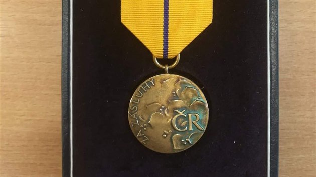 Medaili Za zásluhy ČR I. stupně in memoriam Jaroslavu Němcovi udělil prezident Václav Havel.