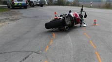 V Mohelnici agresivní motorká pod vlivem drog srazil a zranil policistku pi...