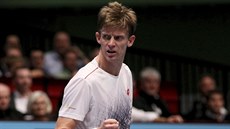 Jihoafrian Kevin Anderson se raduje ze zisku fiftýnu ve finále turnaje ve...