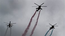 Prlet vrtulník Mi-24 nad Evropskou tídou vojenskou pehlídku ukonil. (28....