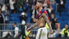 Kapitán Realu Madrid Sergio Ramos odchází po zápase s Plzní v Lize mistr s...