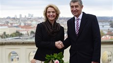eský premiér Andrej Babi (vpravo) a chorvatská místopedsedkyn vlády Marija...