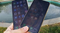 Apple iPhone XR a XS Max