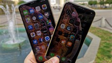 Apple iPhone XR a XS Max