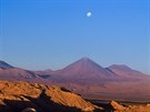 Valle de la Luna, Chile. Za píznivé konstelace je doba západu nebo východu...