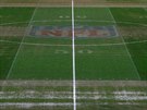 Pohled na trávník stadionu Wembley, na nm se hrál fotbalový zápas mezi...