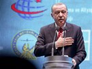 Turecký prezident Recep Tayyip Erdogan bhem slavnostního ceremoniálu na novém...