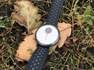 Na první pohled psobí Withings Steel HR Sport jednodue a elegantn