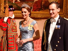 Vévodkyn Kate na státním banketu v Buckinghamském paláci (23. íjna 2018)