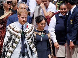 Vévodkyn Meghan a princ Harry dostali maorský plá na ochranu (Rotorua, 31....