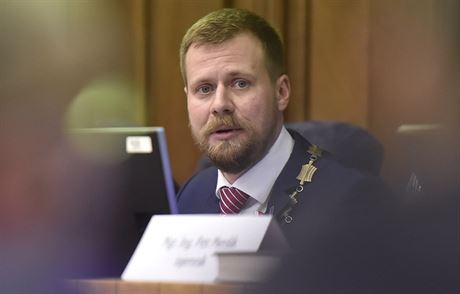 Primátor Frýdku-Místku Michal Pobucký (SSD) odmítá, e by koalice v zastupitelstvu postupovala v rozporu se zákonem.