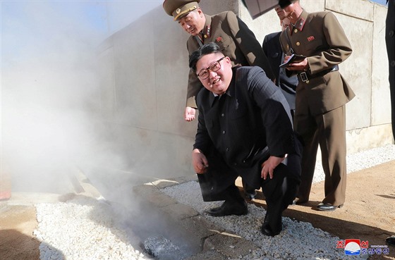 Severokorejský lídr Kim ong-Un osobn dohlíí na stavební práce v provincii...