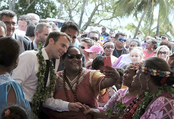 Francouzský prezident Emmanuel Macron se během své návštěvy Nové Kaledonie...