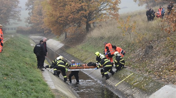 Záchrana sebevraha v Chomutov, pi ní zkolaboval a následn zemel jeden ze...