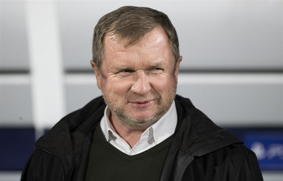 Plzeský trenér Pavel Vrba bhem zápasu s Realem Madrid.