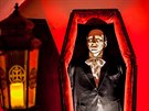 V kaplick Galerii Krampus je do 6. ledna 2019 k vidn vstava Dracula a ti...