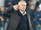 NESLYÍM VÁS! Trenér José Mourinho z Manchesteru United provokuje fanouky...