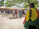 V Nové Kaledonii hlasovali v referendu o vyhláení nezávislosti ostrov na...