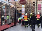 Na Smíchov srazila tramvaj chodkyni. (8.11.2018)