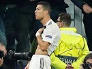 UKA BUCHTY. Cristiano Ronaldo v euforii po svém gólu fanoukm Juventusu...