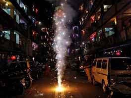 Při letošních oslavách Diwali se v Indii spotřebovalo odhadem přes pět tisíc...
