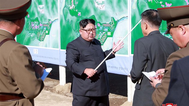 Severokorejsk ldr Kim ong-Un osobn dohl na stavebn prce v provincii Jangdeok