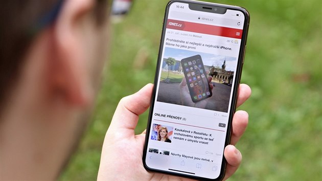 iPhone XS Max m stejn jako dal dva leton modely ip od Intelu