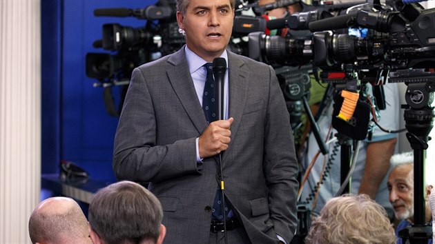 Reportr CNN Jim Acosta na tiskov konferenci v Blm dom. (2.8.2018)