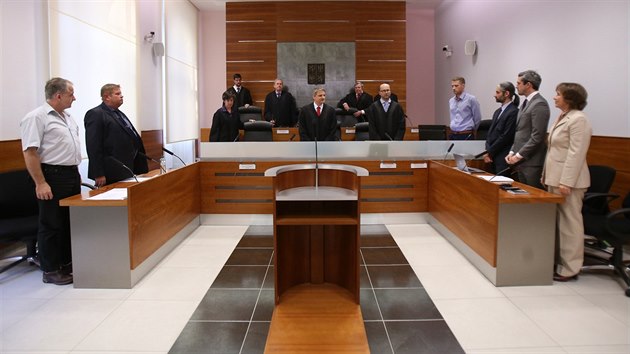 Nejvyí správní soud projednal stínosti na senátní volby ve Slatinkách na...