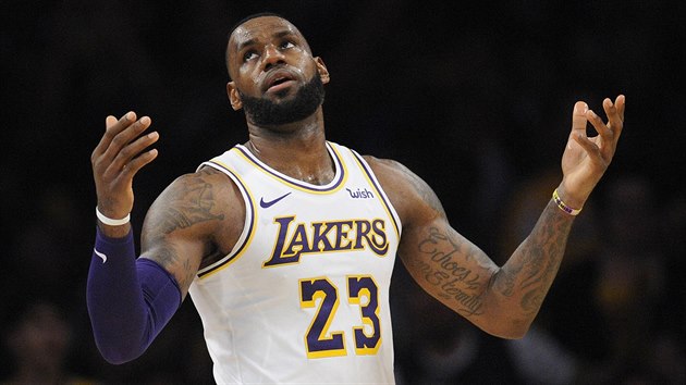 LeBron James z LA Lakers je zklaman.