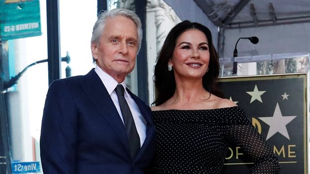 Michael Douglas a Catherine Zeta-Jonesov� (Los Angeles, 6. listopadu 2018)
