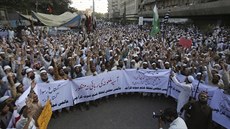V Pákistánu protestují davy lidí proti osvobození Asie Norínové