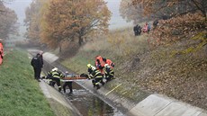 Záchrana sebevraha v Chomutov�, p�i ní� zkolaboval a následn� zem�el jeden ze...