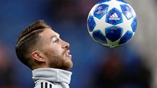 Sergio Ramos na rozcvice ped utkáním Ligy mistr v Plzni.